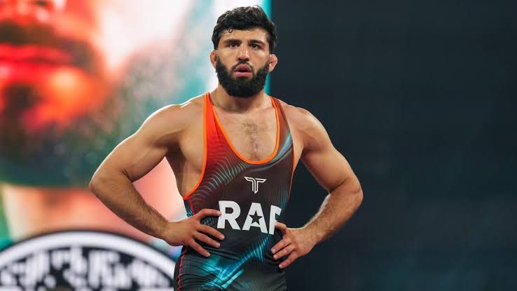 Ковингтон сенсационно победил Царукяна в бою за чемпионский пояс RAF