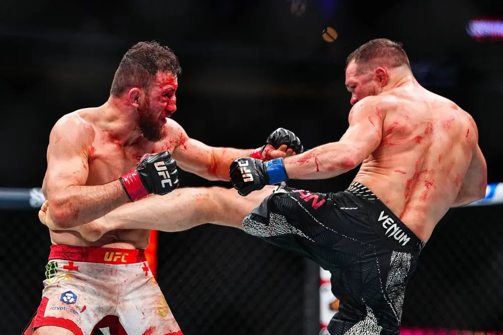 Хантер прокомментировал анонс трилогии Яна и Двалишвили на UFC 333